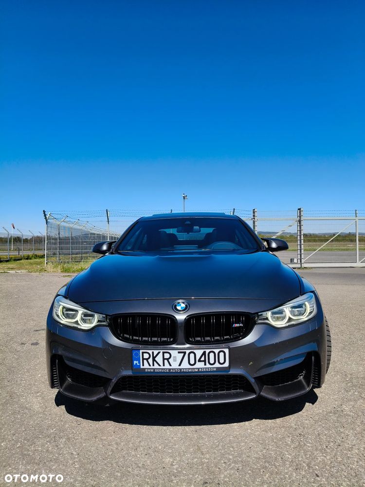 BMW M4 DKG - 3