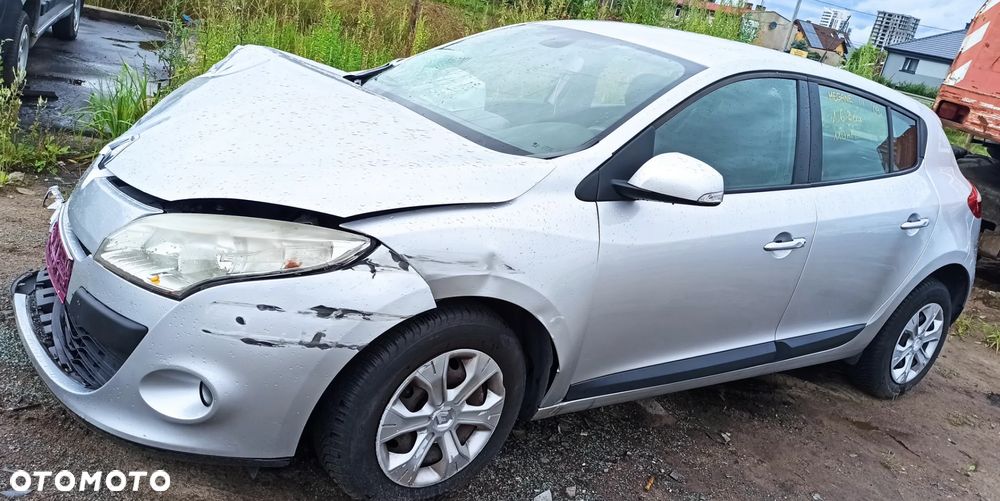 Renault Megane III 1.6 Benzyna 110KM 2009r - 5