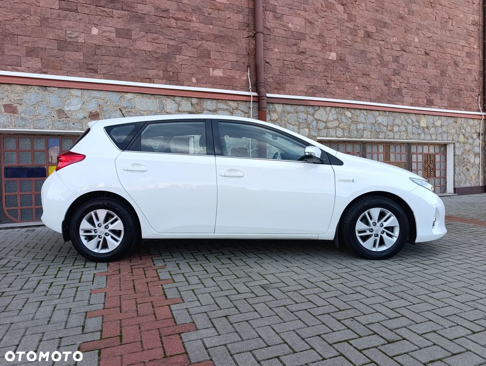Toyota Auris - 12