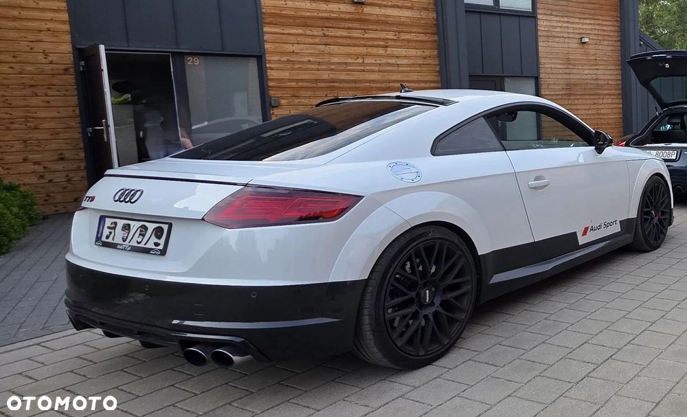 Audi TT S Coupé - 3