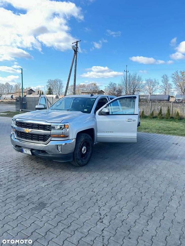 Chevrolet Silverado - 2