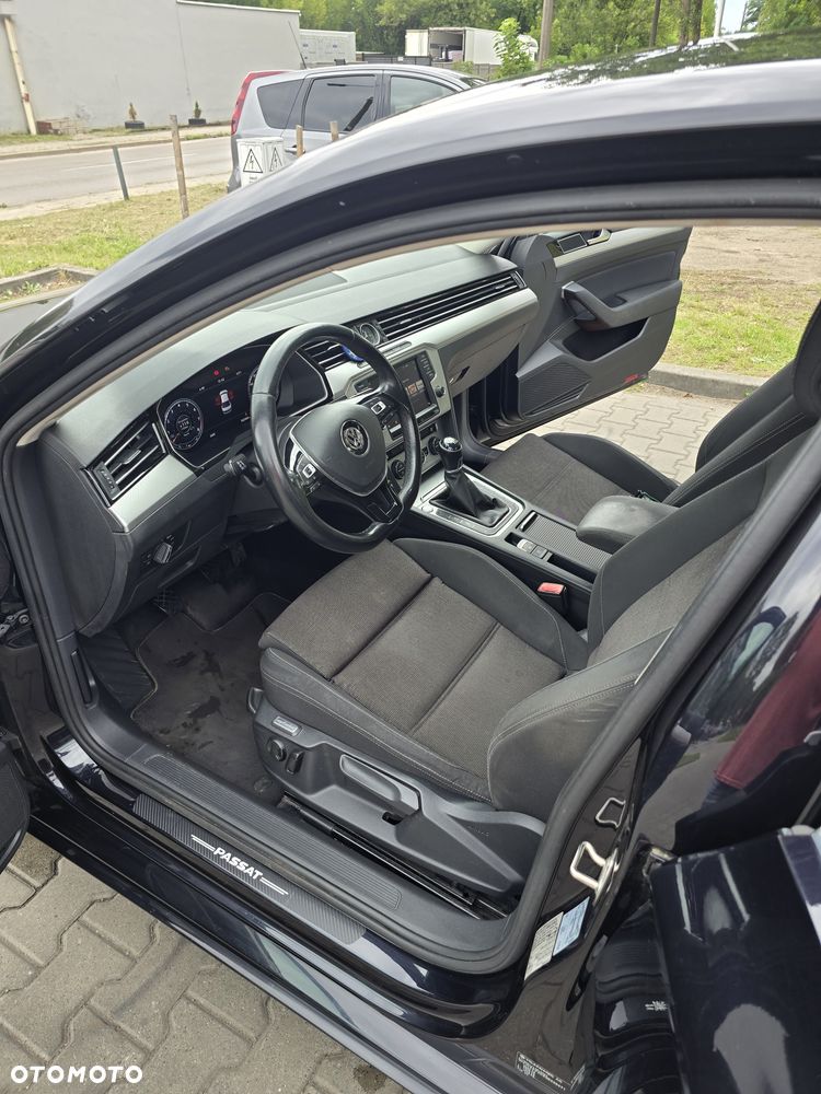 Volkswagen Passat 1.8 TSI BMT Comfortline - 5