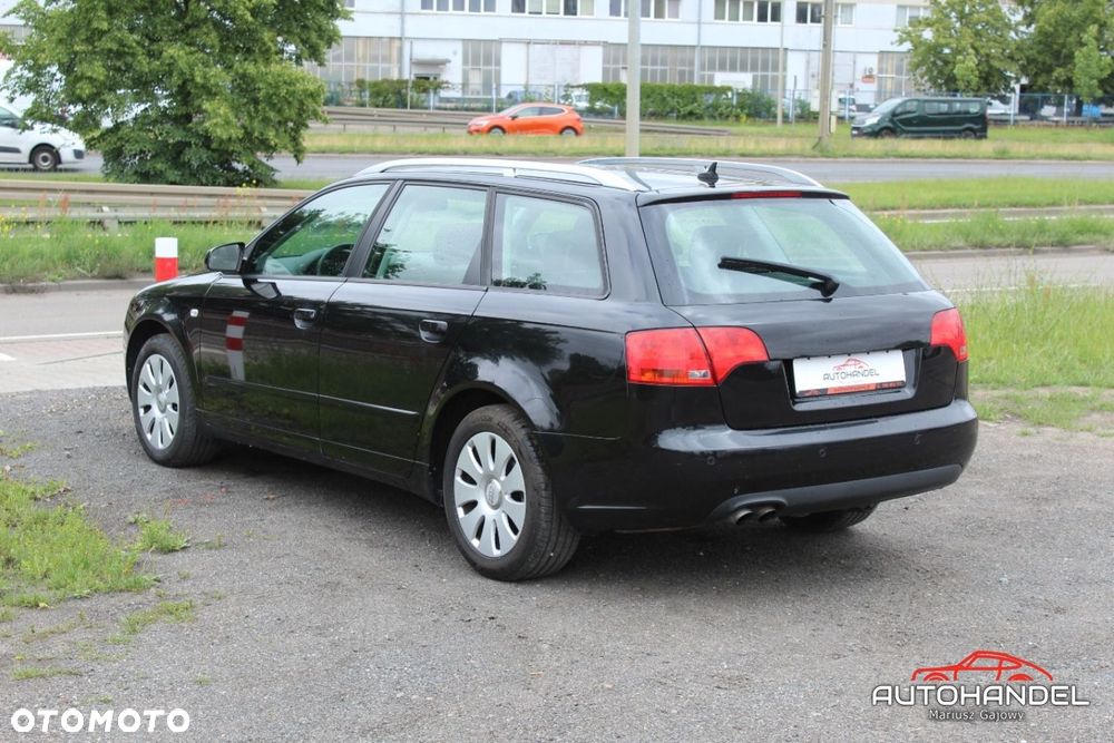 Audi A4 Avant - 4