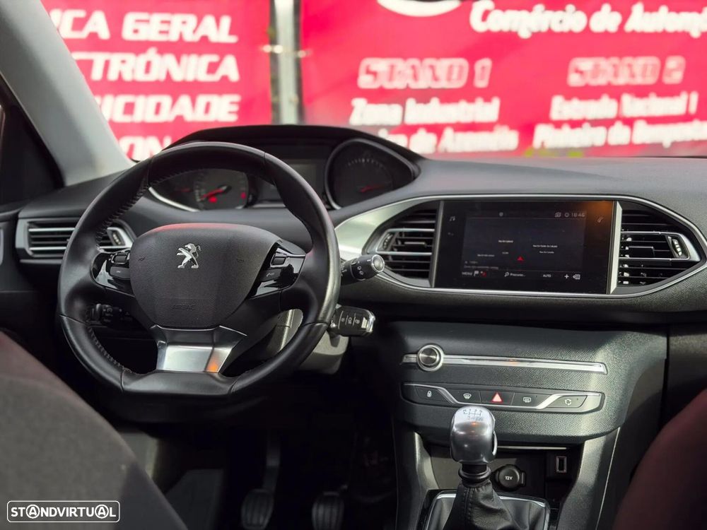 Peugeot 308 SW 1.5 BlueHDi Style - 17