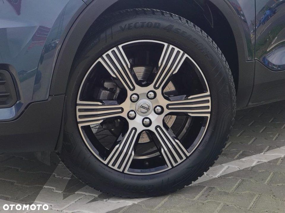 Volvo XC 40 - 8