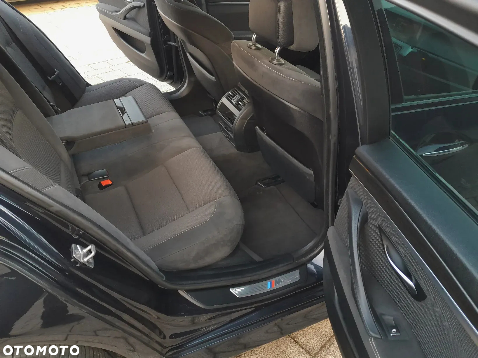 BMW Seria 5 520d Sport-Aut - 24