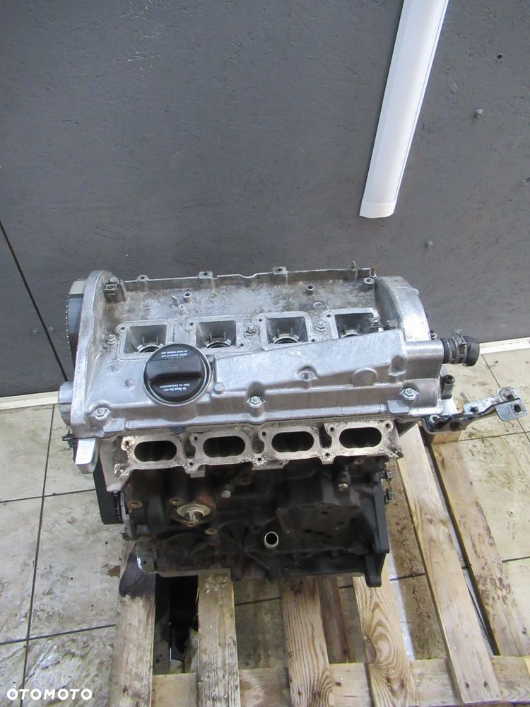 Silnik słupek 1.8t APY 210 KM Audi TT A3 S3 AMK - 1