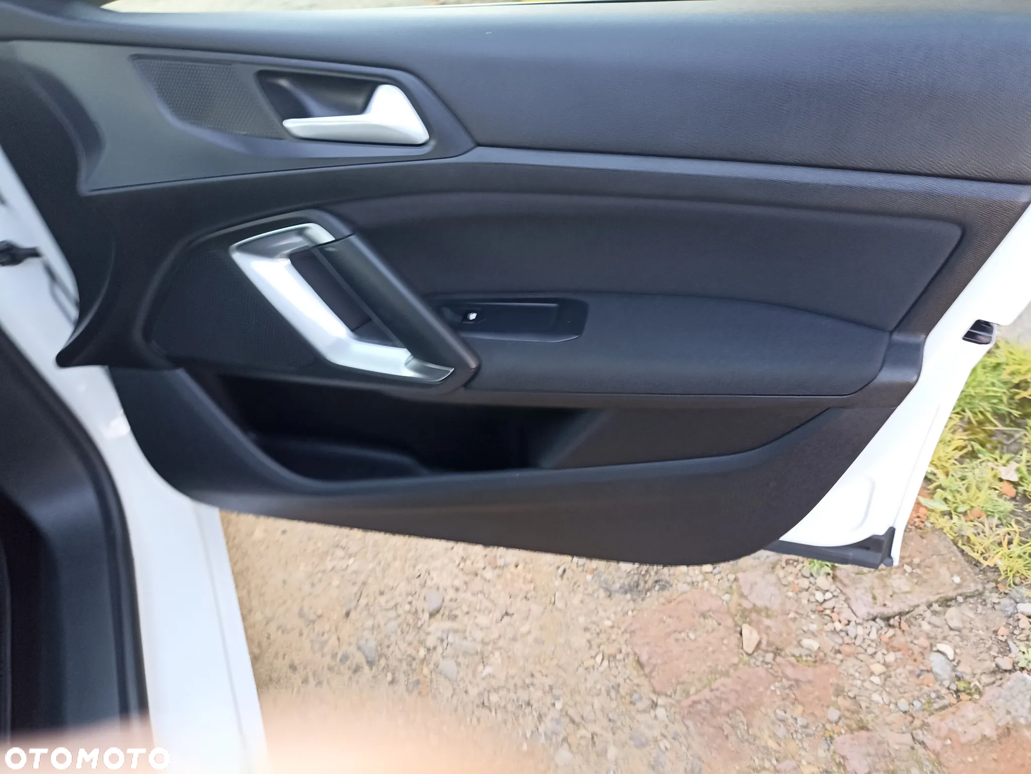 Peugeot 308 - 13