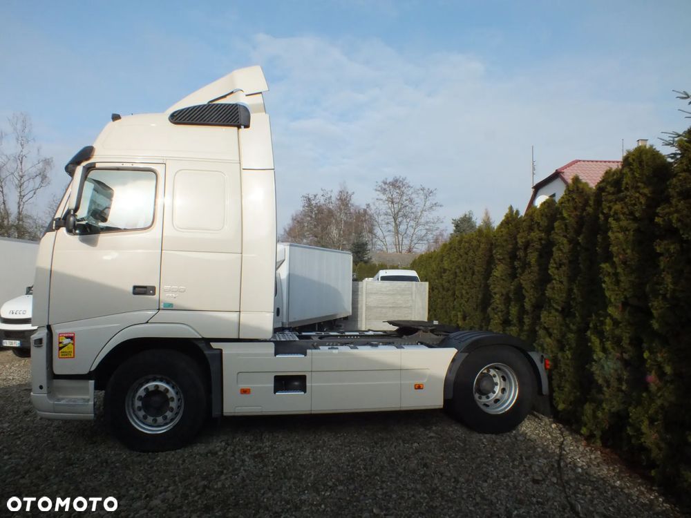 Volvo FH12 - 8