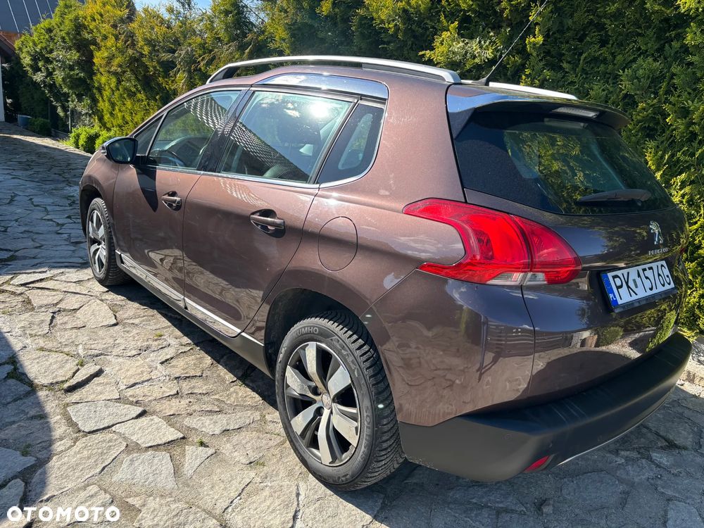 Peugeot 2008 1.6 e-HDi Allure S&S - 4