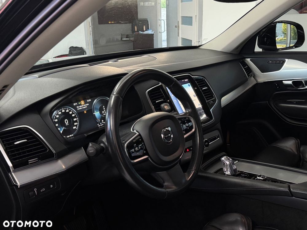 Volvo XC 90 - 27