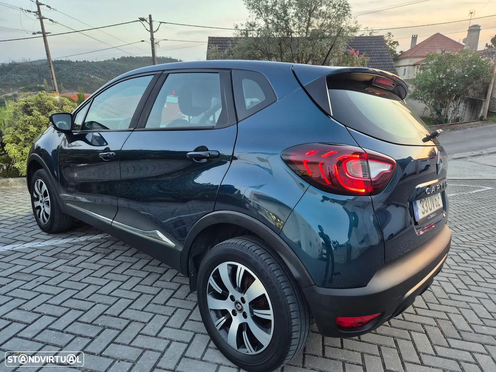 Renault Captur 0.9 TCE Exclusive - 4