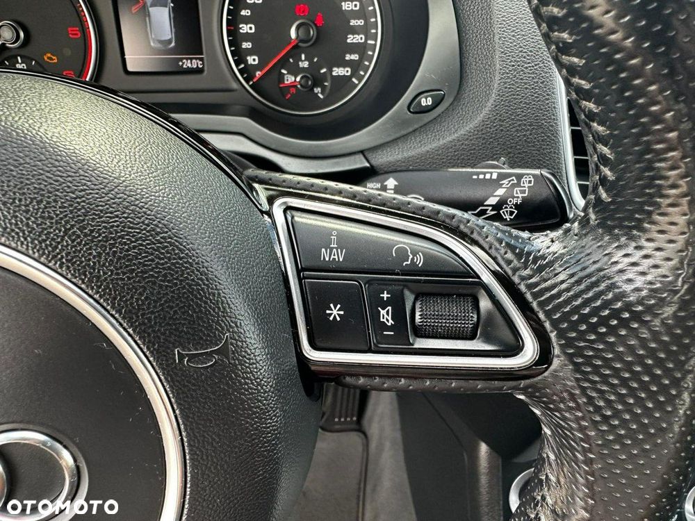 Audi Q3 2.0 TDI - 22