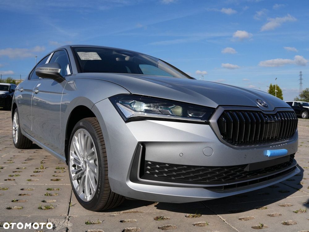 Skoda Superb 2.0 TDI SCR 4x4 L&K DSG - 5