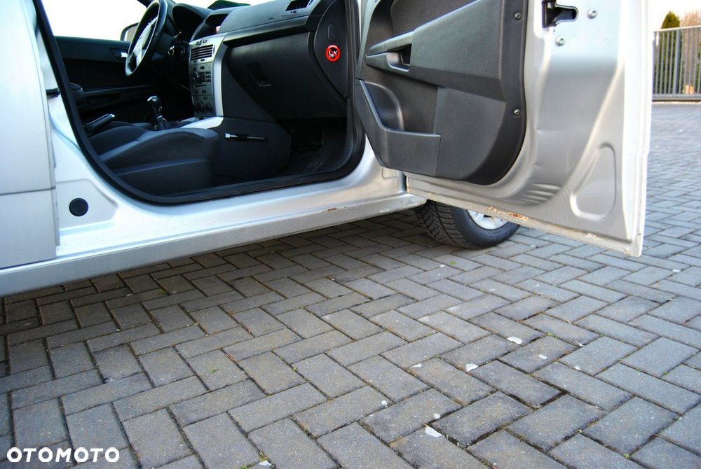 Opel Astra - 11