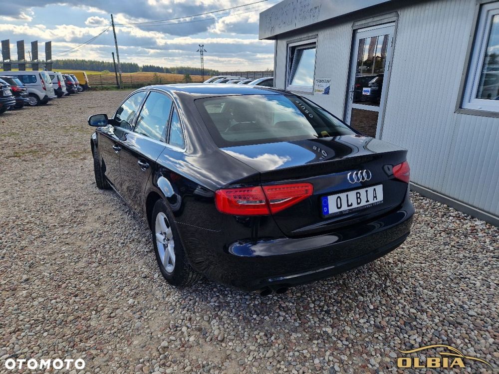 Audi A4 Limousine - 6
