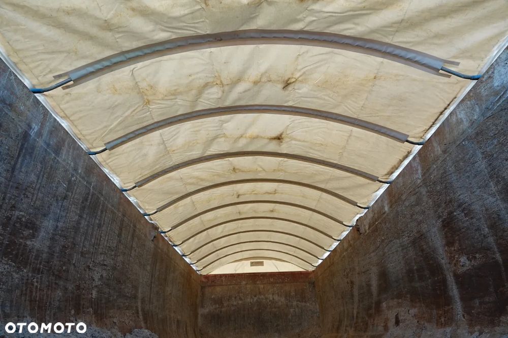 Schmitz Cargobull WYWROTKA / 26 m3 / STALOWA / HYDROKLAPA / OŚ PODNOSZONA / AUTOMATYCZNIE ZSUWANA PLNADEKA / SPROWADZONA - 23