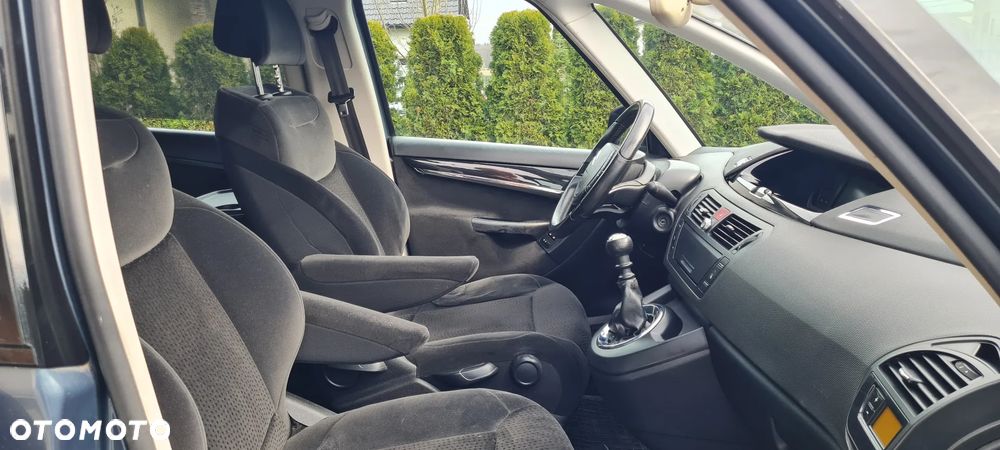 Citroën C4 Picasso 2.0 HDi Exclusive - 21