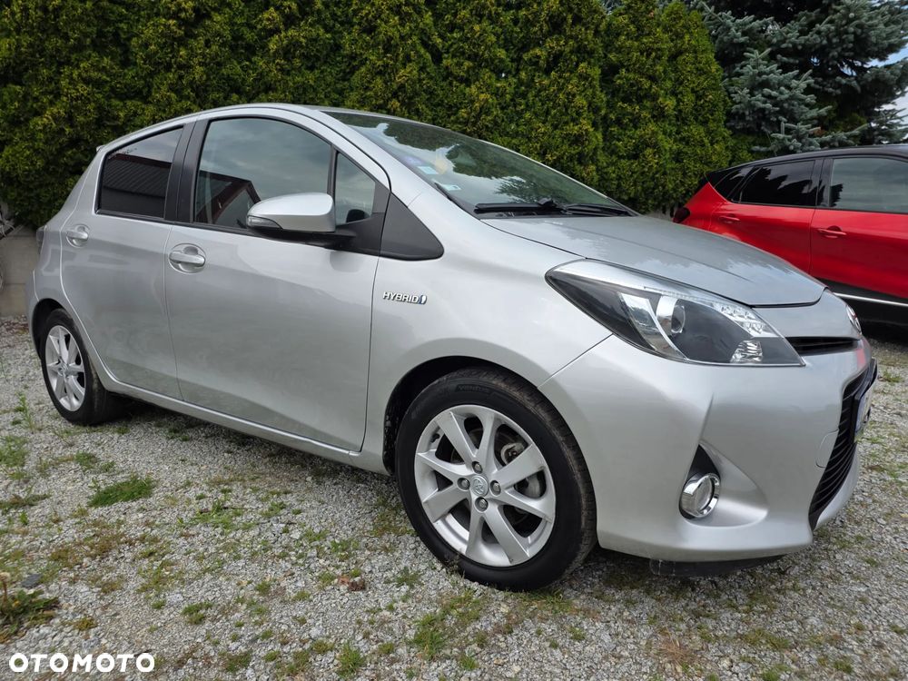 Toyota Yaris 1.5 VVT-i Lounge - 5