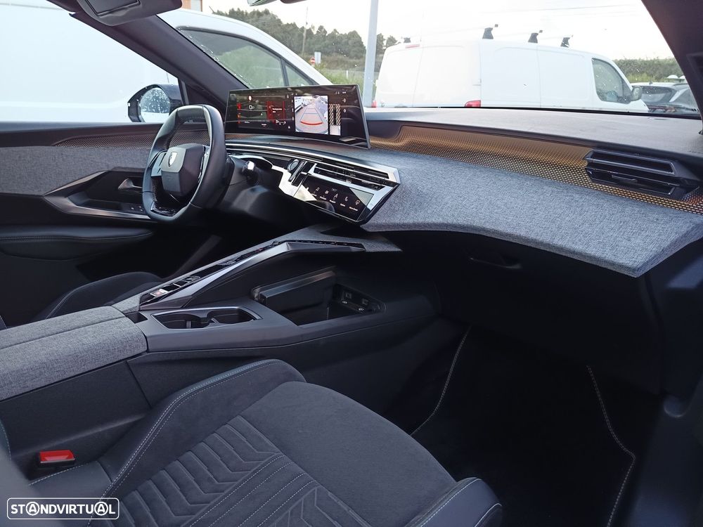 Peugeot 3008 1.2 Hybrid GT e-DCS6 - 39