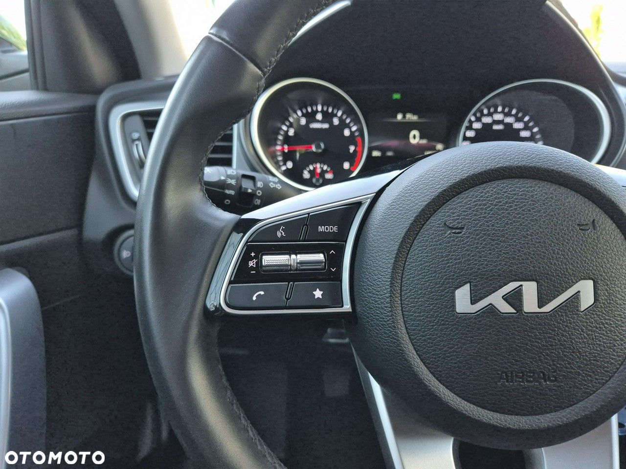 Kia XCeed - 21