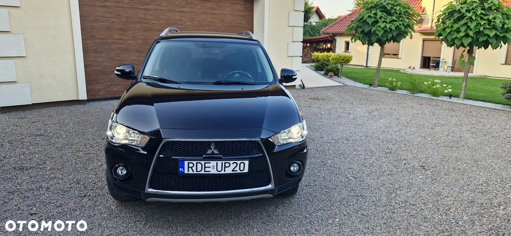 Mitsubishi Outlander 2.0 DID Intense + SE - 2