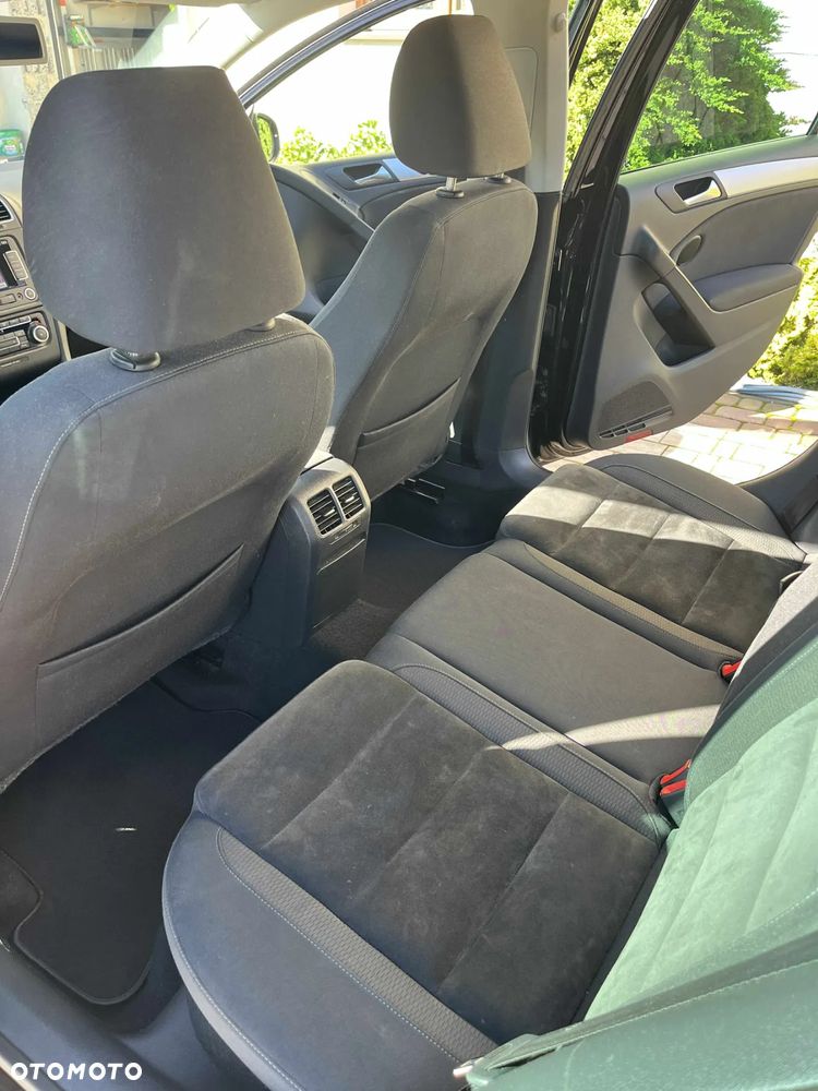Volkswagen Golf - 11