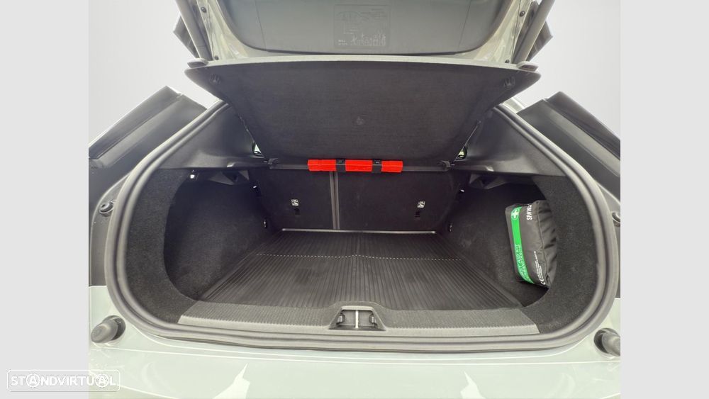 Volvo EX30 69 kWh Single Motor Extended Range Plus - 19