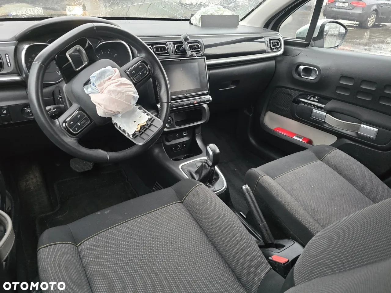Citroën C3 1.2 PureTech Shine S&S EAT6 - 13
