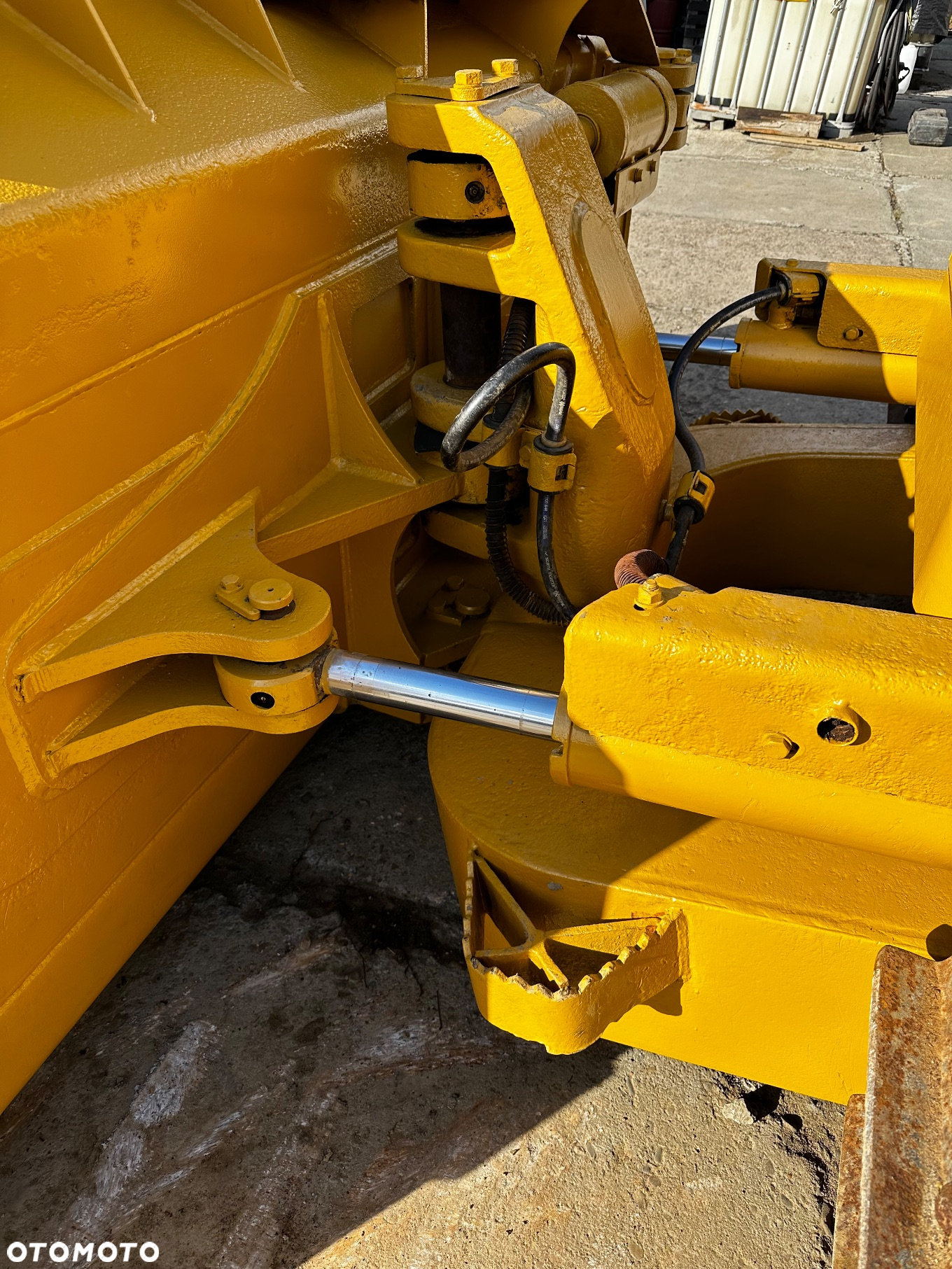 Caterpillar D6N - 8