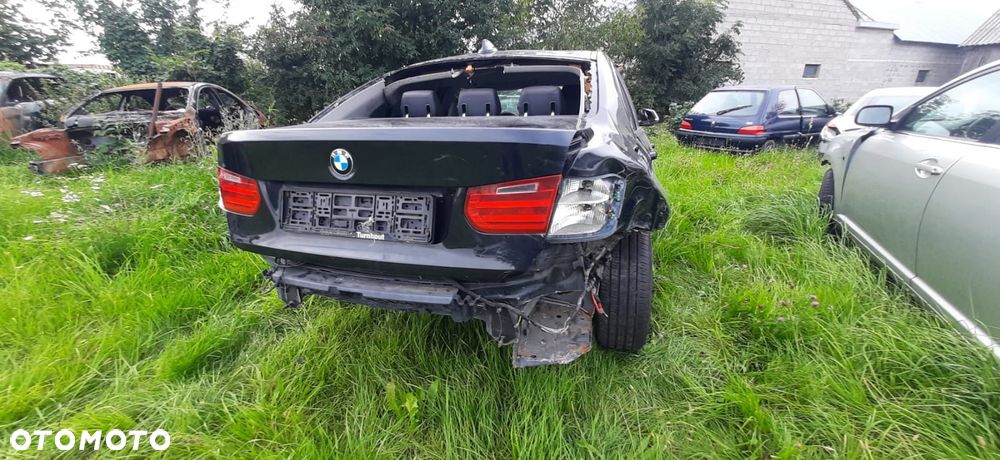 BMW Seria 3 316d - 25