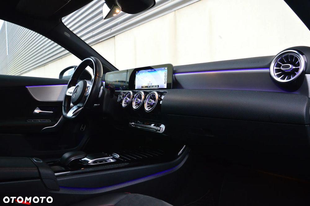 Mercedes-Benz Klasa A 250 E AMG Line 8G-DCT - 16