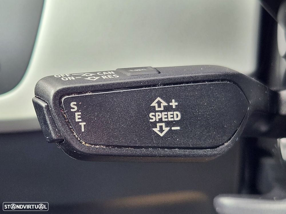 Audi A4 Avant 40 TDI S line S tronic - 23