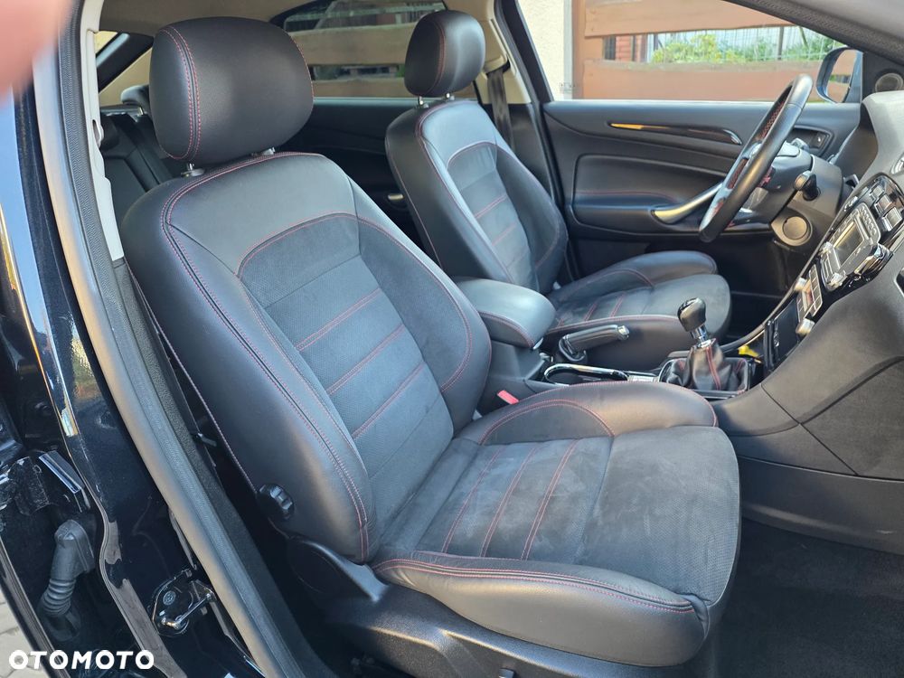 Ford Mondeo 2.0 TDCi Titanium S - 19