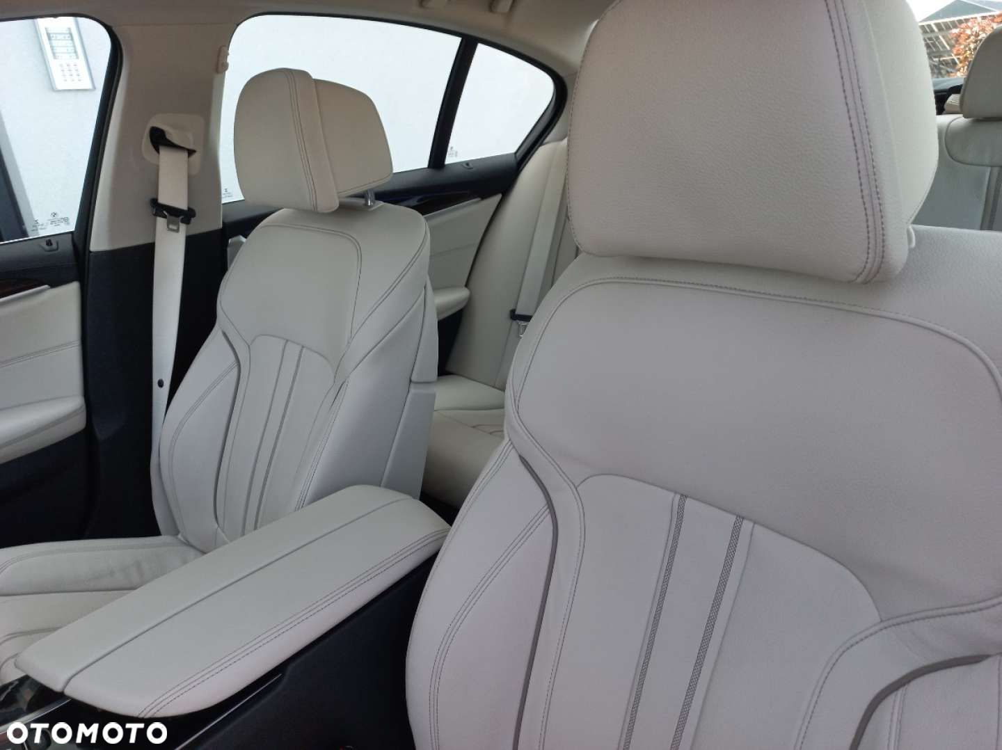 BMW Seria 5 - 16