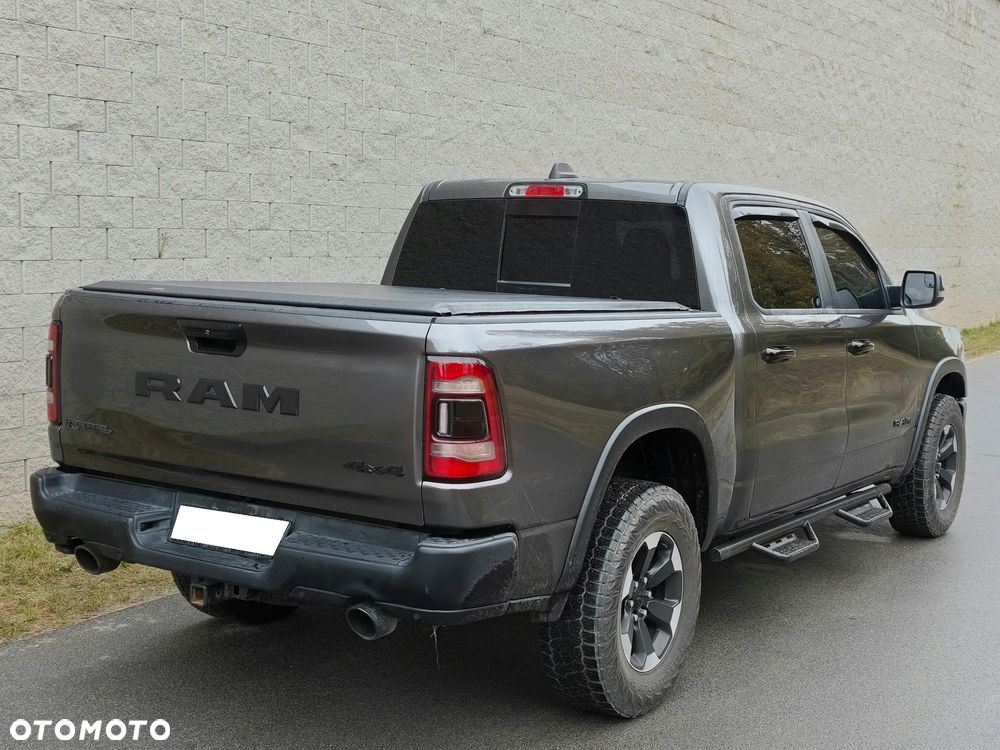 Dodge RAM 5.7 4x4 - 8