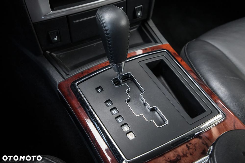 Chrysler 300C 2.7 Automatik - 22