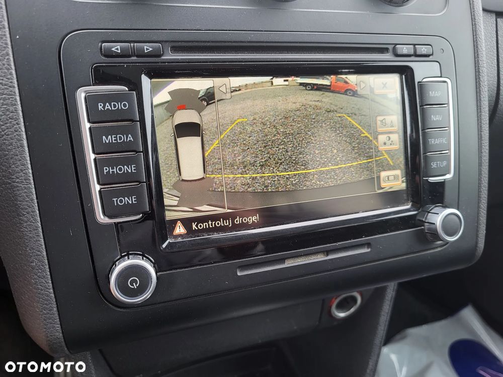 Volkswagen Touran 2.0 TDI DPF Highline DSG - 21