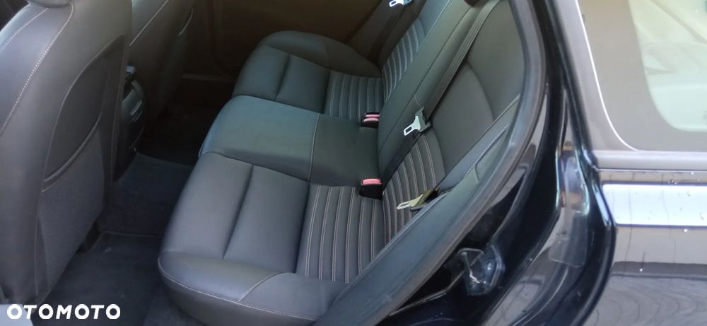 Volvo V50 1.6D DPF DRIVe - 17