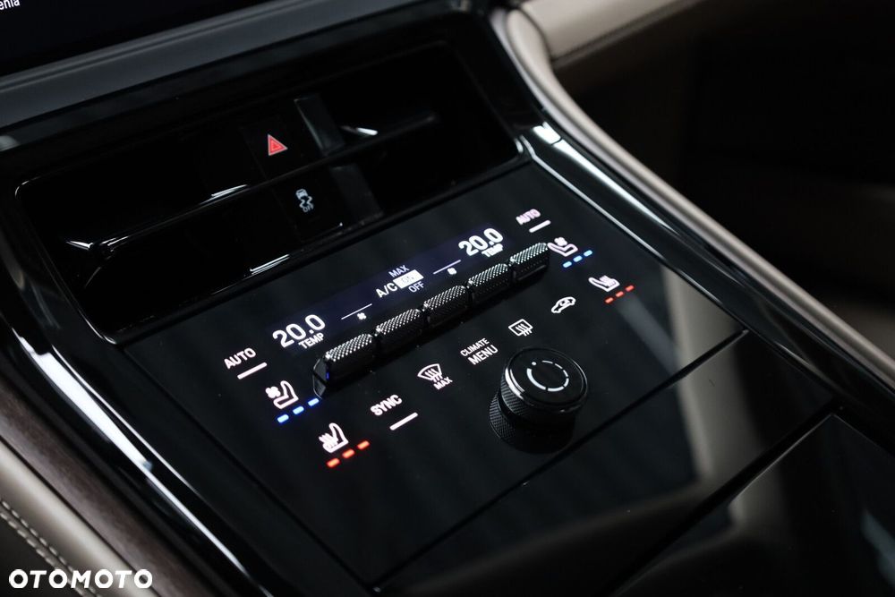 Porsche Panamera 4 - 16