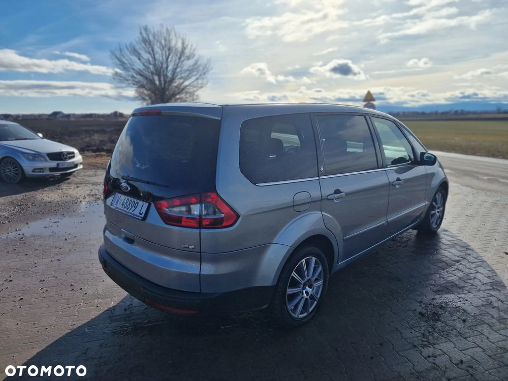 Ford Galaxy 2.0 TDCi Ghia - 9