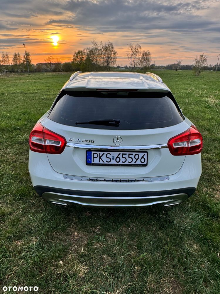 Mercedes-Benz GLA 200 7G-DCT SCORE - 26
