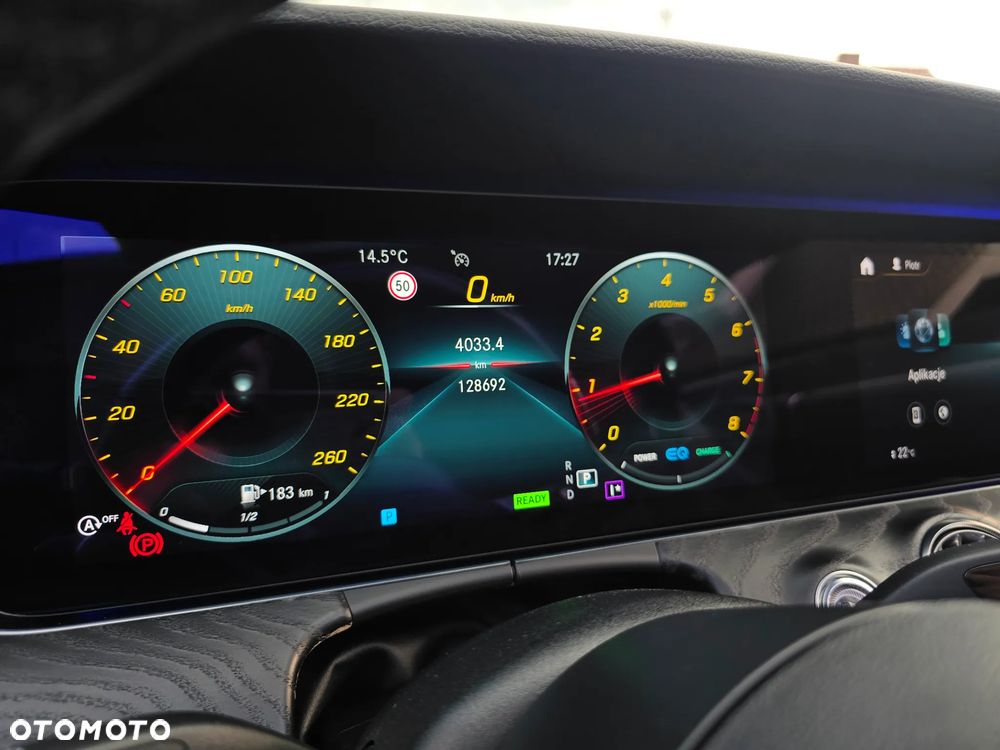 Mercedes-Benz Klasa E 300 9G-TRONIC - 22