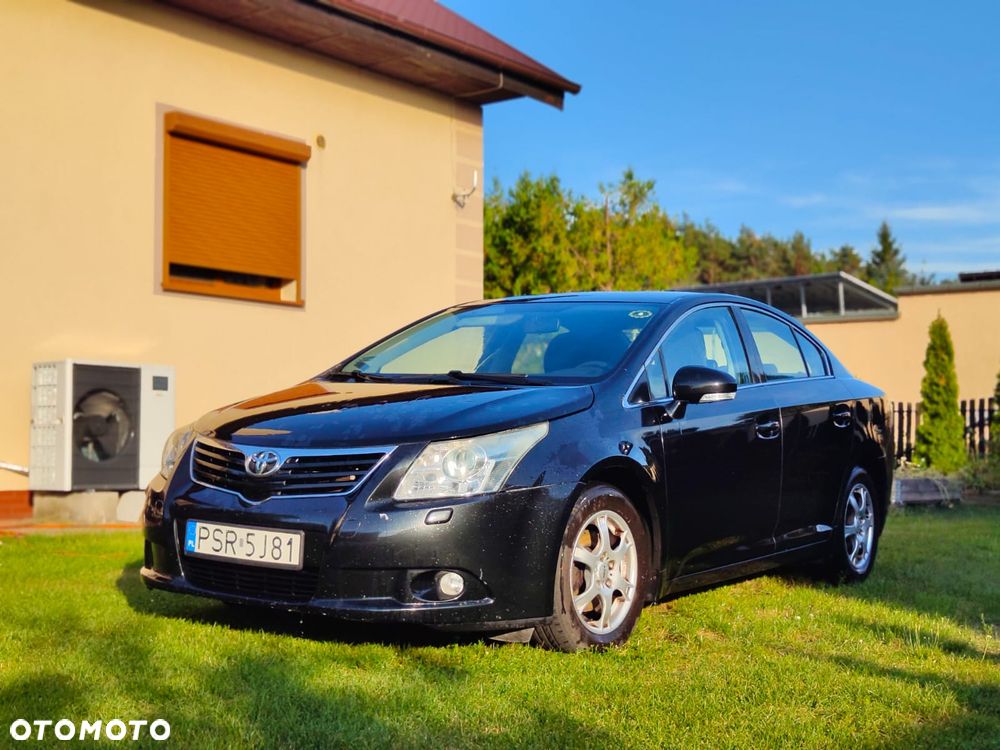 Toyota Avensis 2.0 D-4D Luna - 2