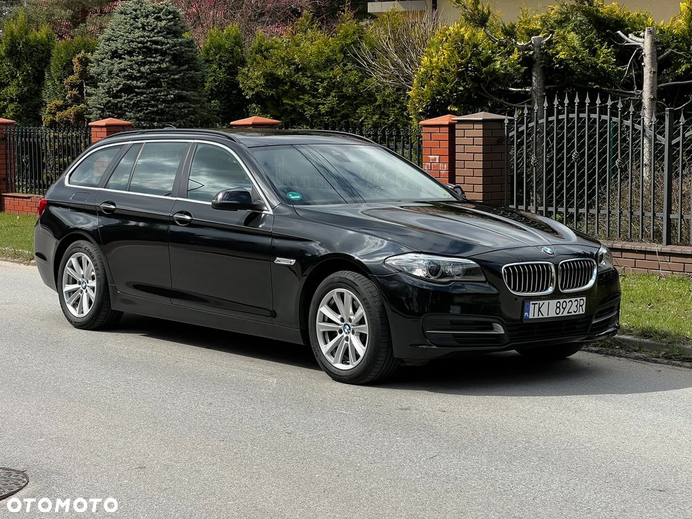 BMW Seria 5 525d xDrive Sport-Aut - 12