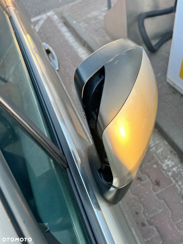 Peugeot 5008 e-HDI FAP 115 EGS6 Stop&Start Active - 12