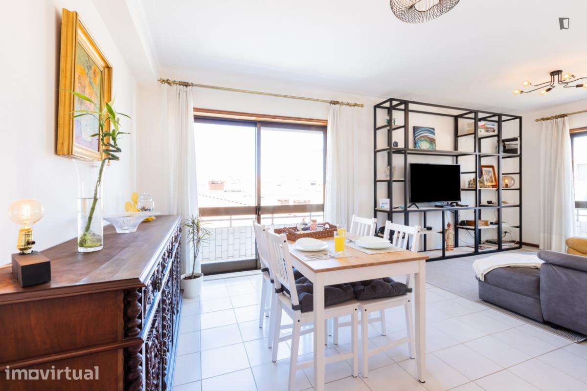 Apartamento com 2 quartos - localizado em Porto - Grande imagem: 5/27
