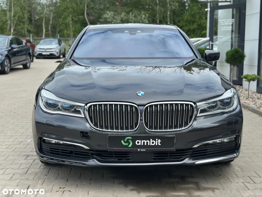 BMW Seria 7 - 2
