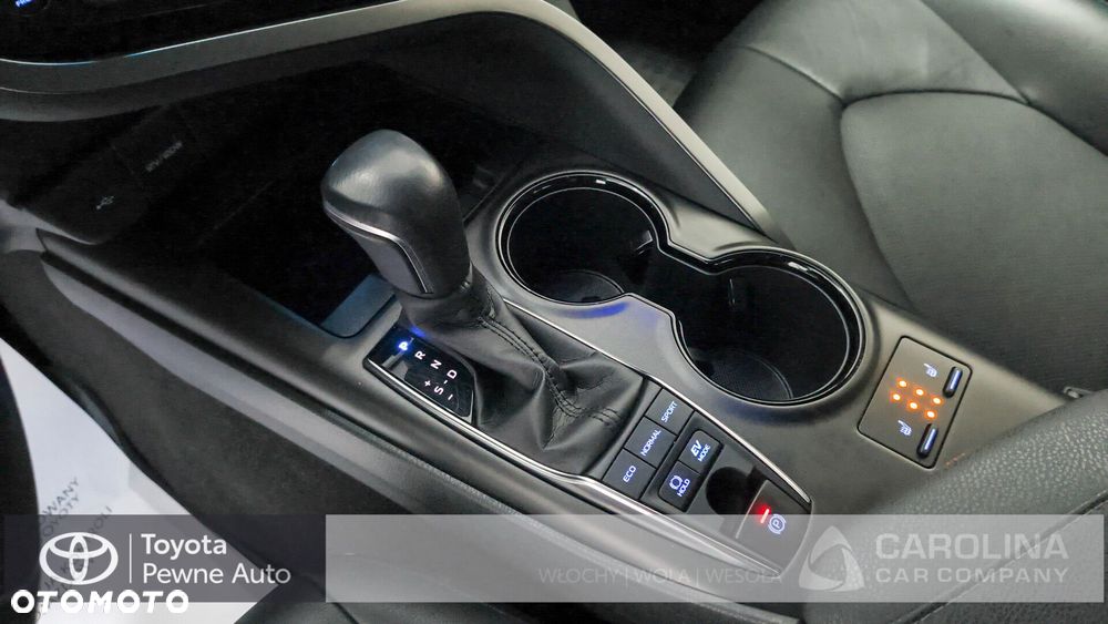Toyota Camry 2.5 Hybrid Comfort CVT - 9