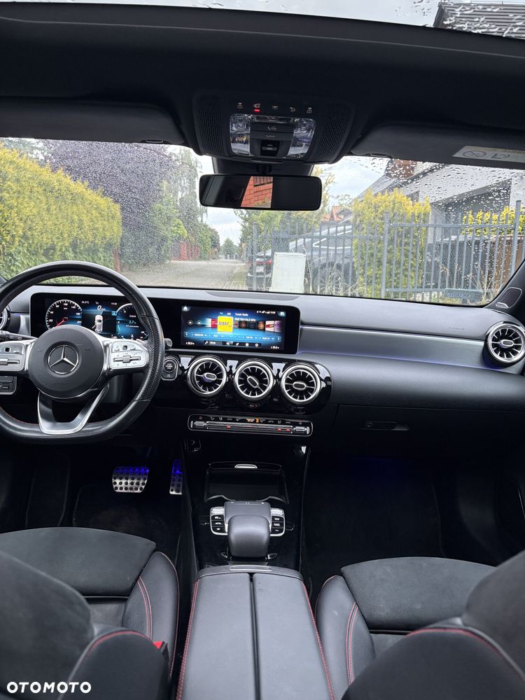 Mercedes-Benz Klasa A 220 4-Matic AMG Line 7G-DCT - 16